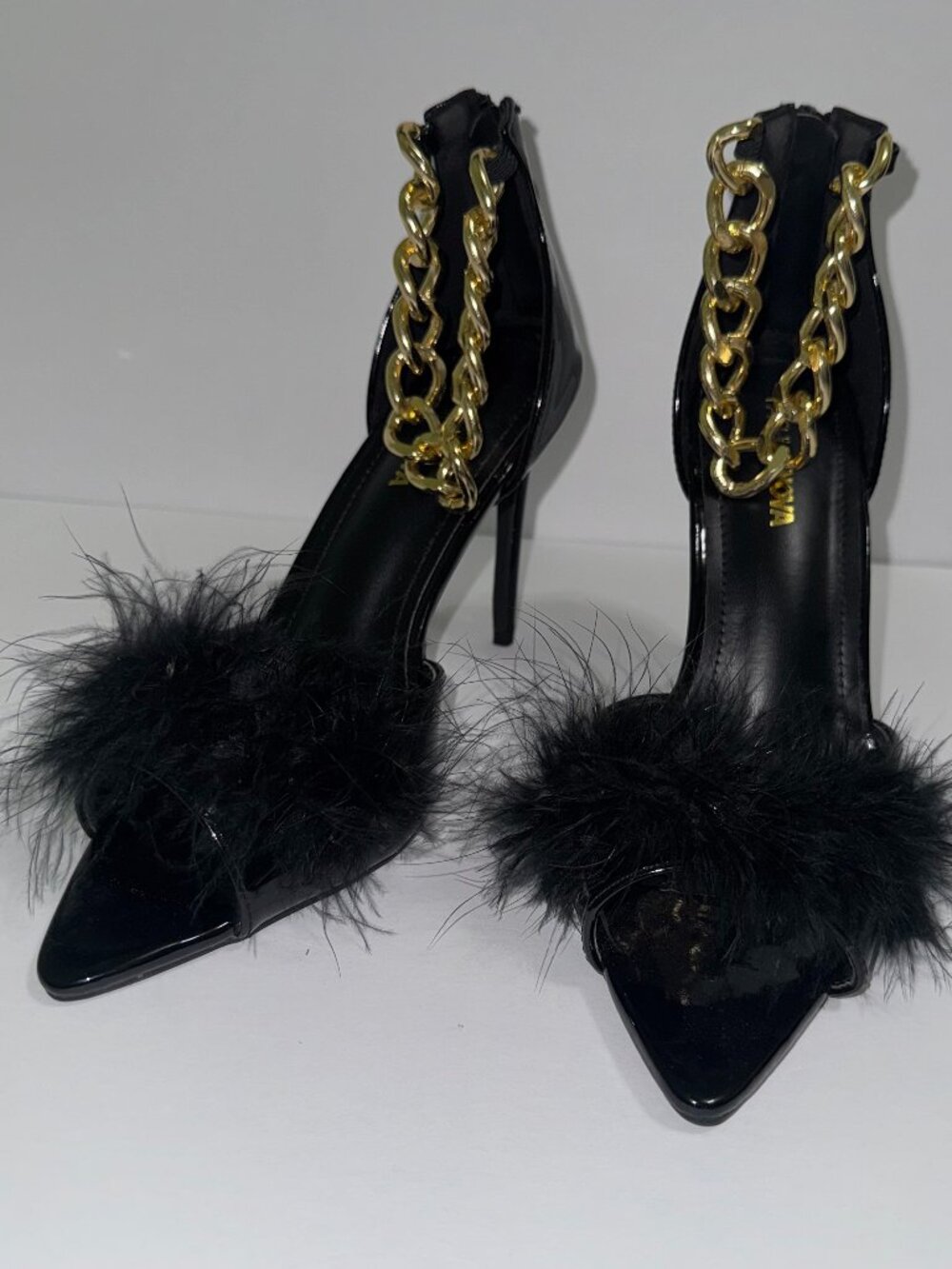 Fashion Nova Chain Feather High Heels Women’s Size 8